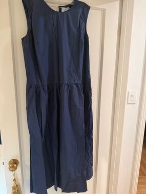 Velvet by Graham & Spencer Navy Sleeveless Midi Dress